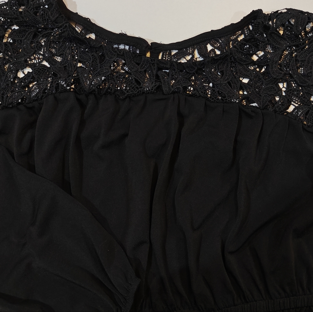 Torrid Long Sleeve Lace Top - Picture 5 of 7